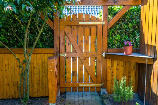Wood Gate Repair in Modesto