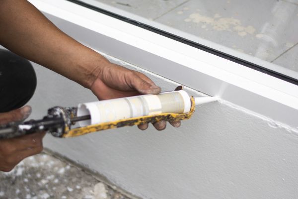 Caulk Replacement in Modesto